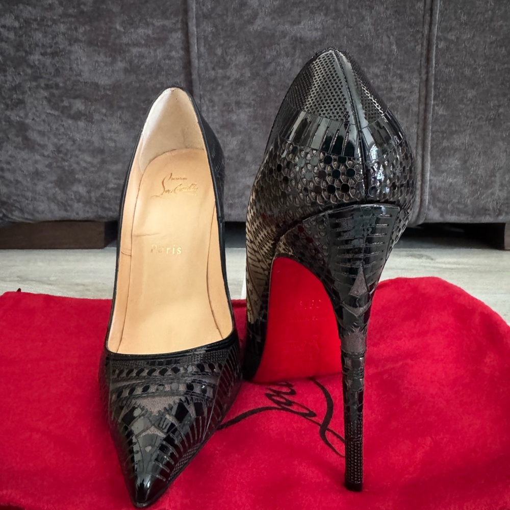 Christian Louboutin Black So Kate Likited Edition Stiletto Heels (120MM)